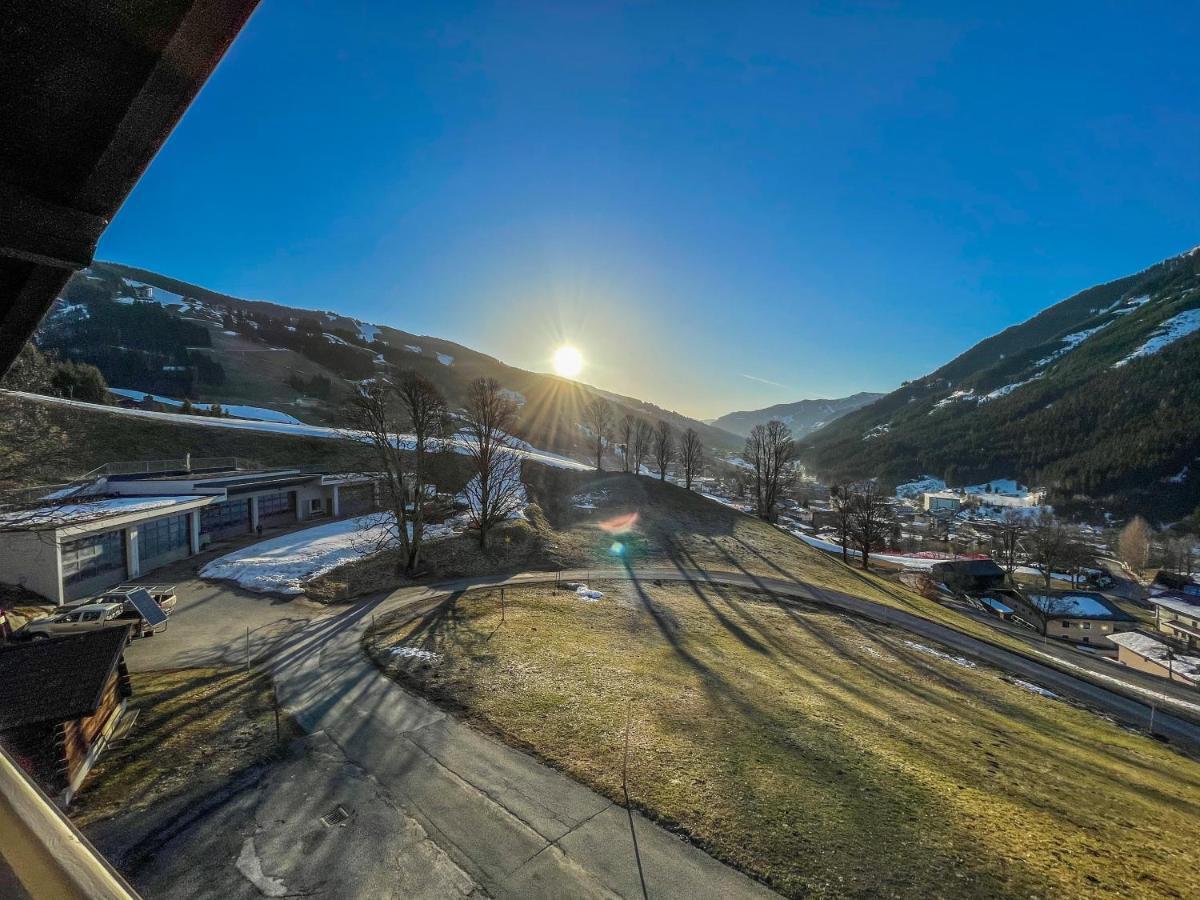 Saalbach Apartments Landhaus Bernkogel - Ski In Ski Out מראה חיצוני תמונה