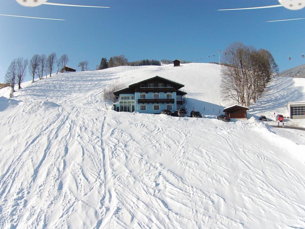 Saalbach Apartments Landhaus Bernkogel - Ski In Ski Out מראה חיצוני תמונה