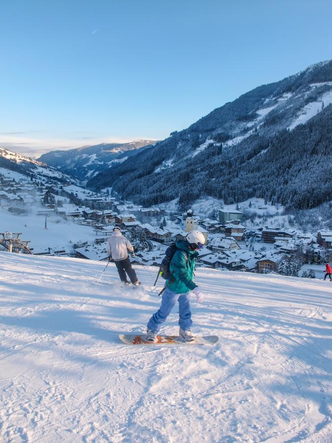 Saalbach Apartments Landhaus Bernkogel - Ski In Ski Out מראה חיצוני תמונה